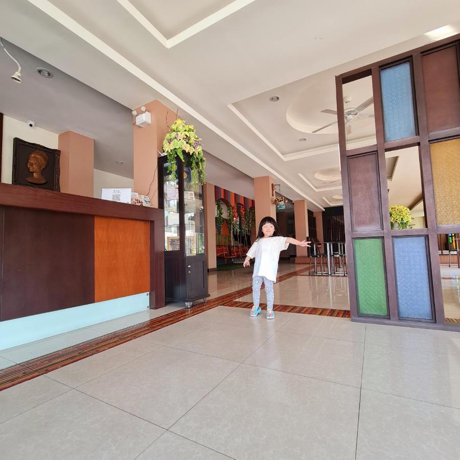 Le' Luxe Residence Udon Thani Ngoại thất bức ảnh